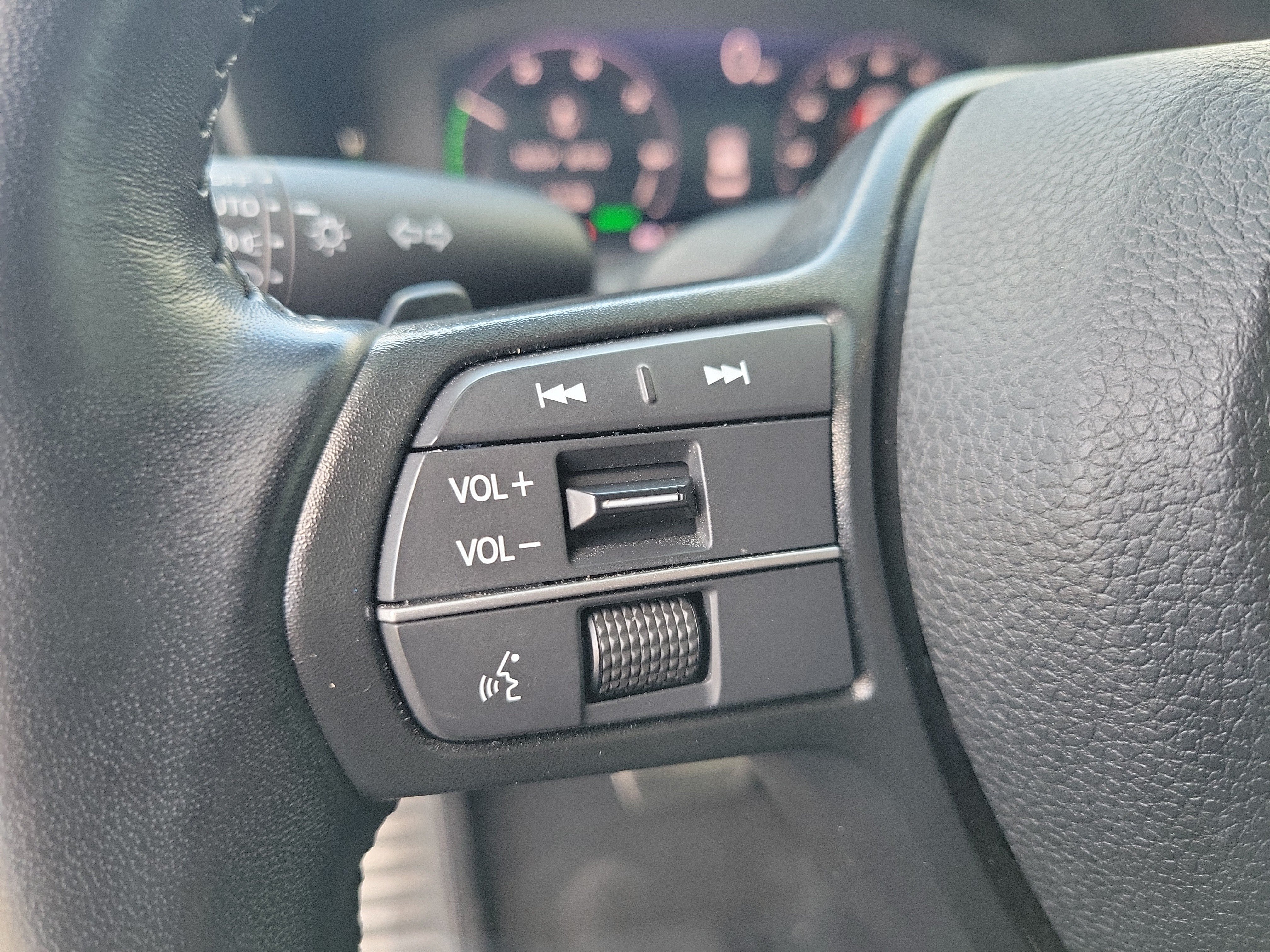 Used 2024 Honda Accord Sport image 25