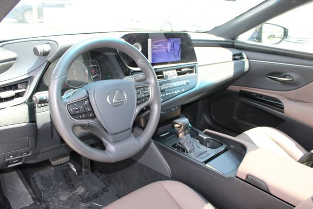 Certified 2025 Lexus ES 350 w/ Premium Package FWD image 12