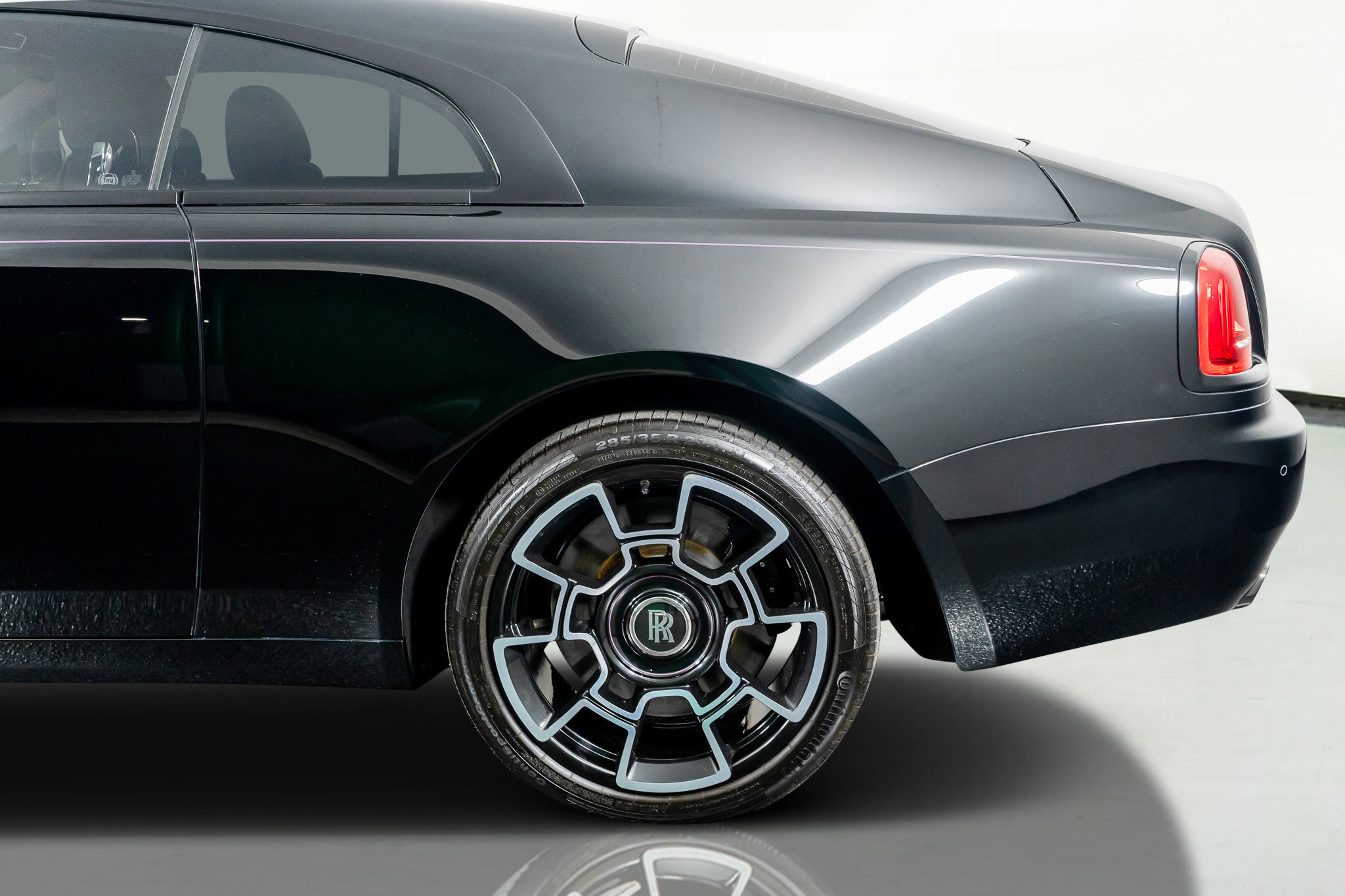 Used 2020 Rolls-Royce Wraith RWD image 16