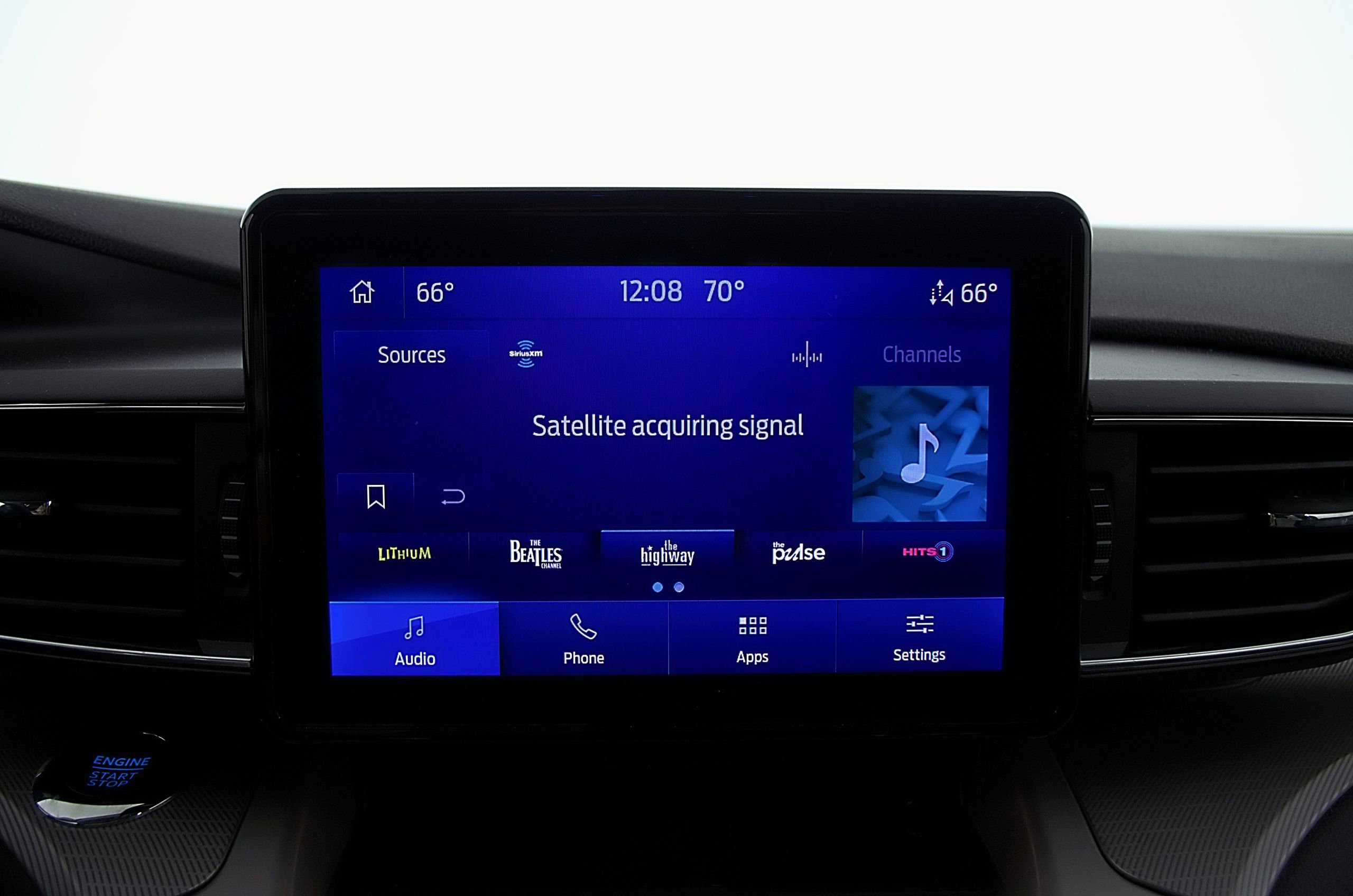 Used 2023 Ford Explorer XLT w/ Equipment Group 202A image 17