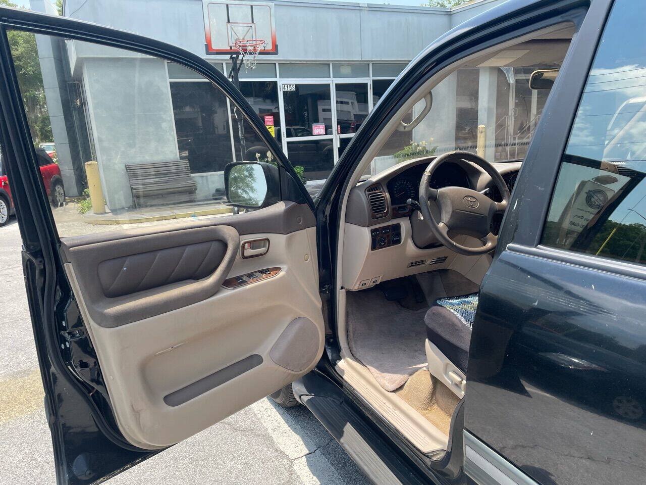 Used 1998 Toyota Land Cruiser w/ Leather Trim Pkg AWD/4WD image 15