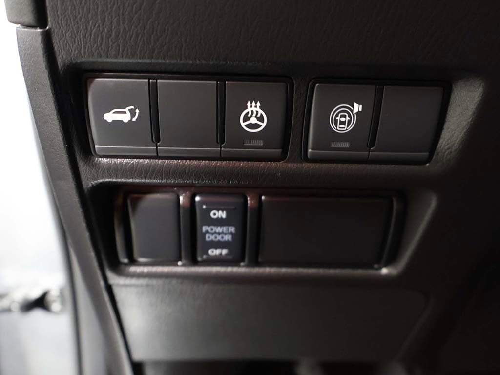 Used 2024 Nissan Armada Platinum image 41