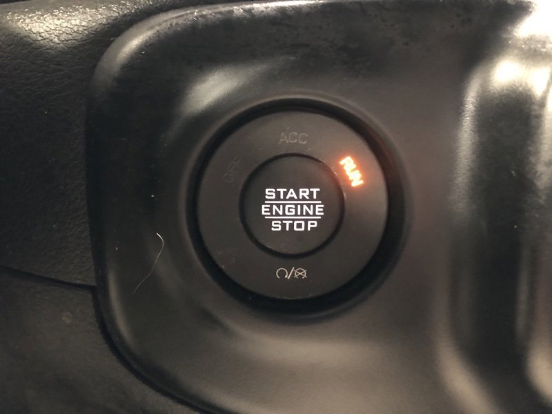 Used 2023 Jeep Gladiator Mojave w/ Cold Weather Group image 30