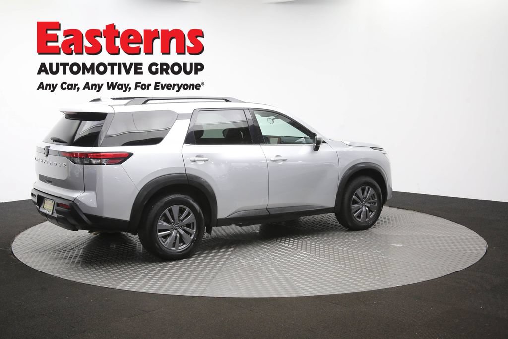 Used 2025 Nissan Pathfinder SV FWD image 48