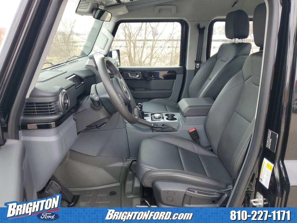 Used 2025 INEOS Grenadier Fieldmaster Edition image 8