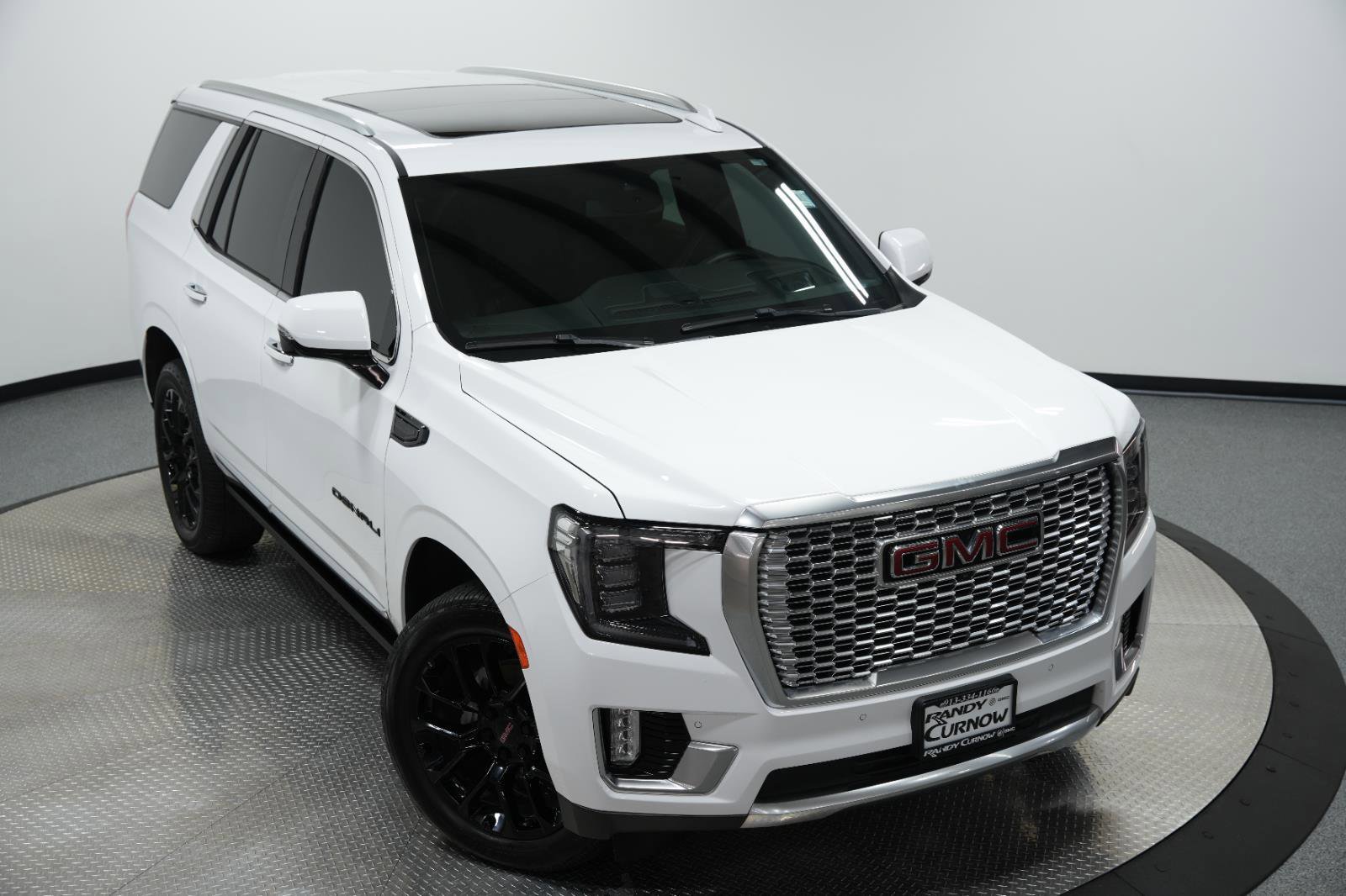 Used 2023 GMC Yukon Denali w/ LPO, Floor Liner Package image 43