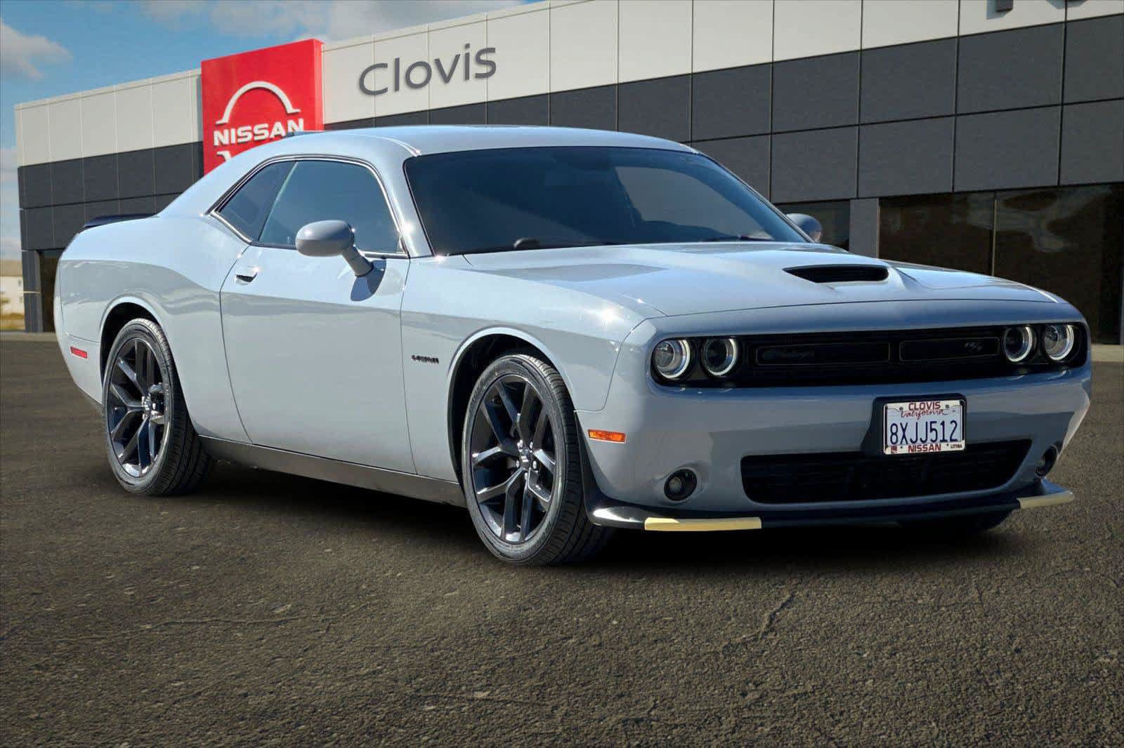 Used 2021 Dodge Challenger R/T w/ Blacktop Package RWD image 9