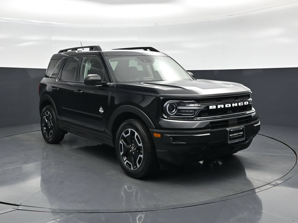 Used 2023 Ford Bronco Sport Outer Banks w/ Tech Package AWD/4WD image 58