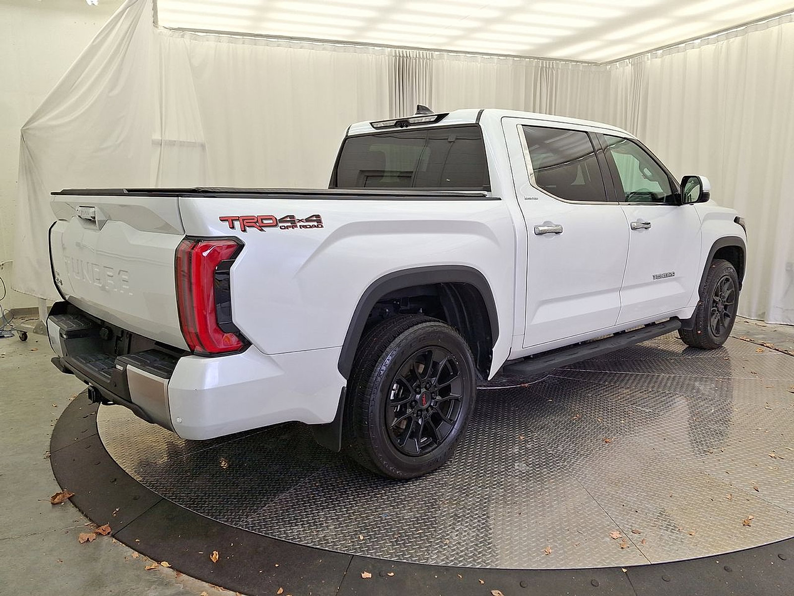 Used 2022 Toyota Tundra Limited w/ TRD Off-Road Package image 25