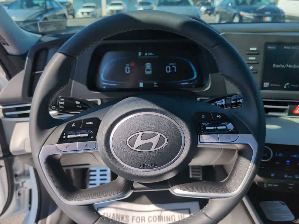 New 2026 Hyundai Elantra SEL Sport FWD image 25