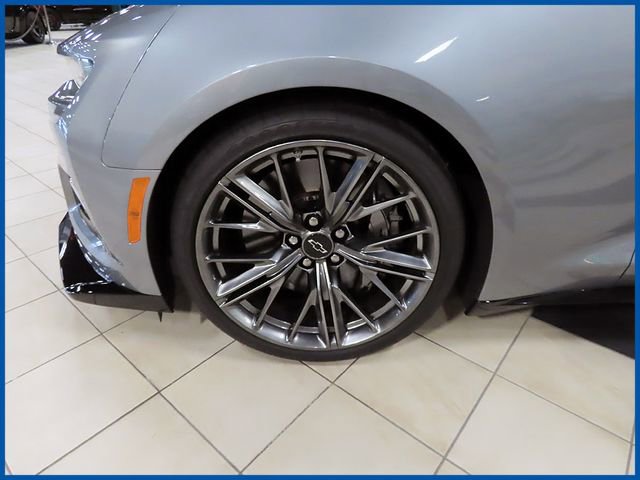 Used 2023 Chevrolet Camaro ZL1 image 4