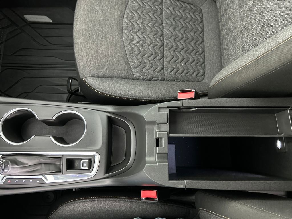 Used 2022 Chevrolet Equinox LT w/ LPO, Floor Liner Package image 15