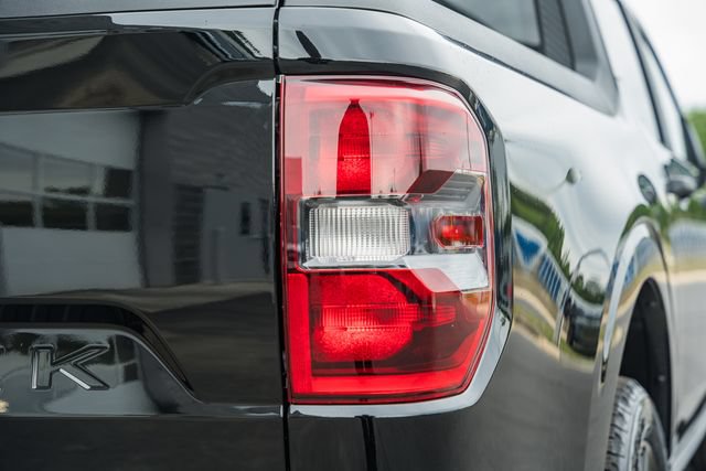 New 2026 Ford Maverick XLT w/ XLT Luxury Package AWD/4WD image 8