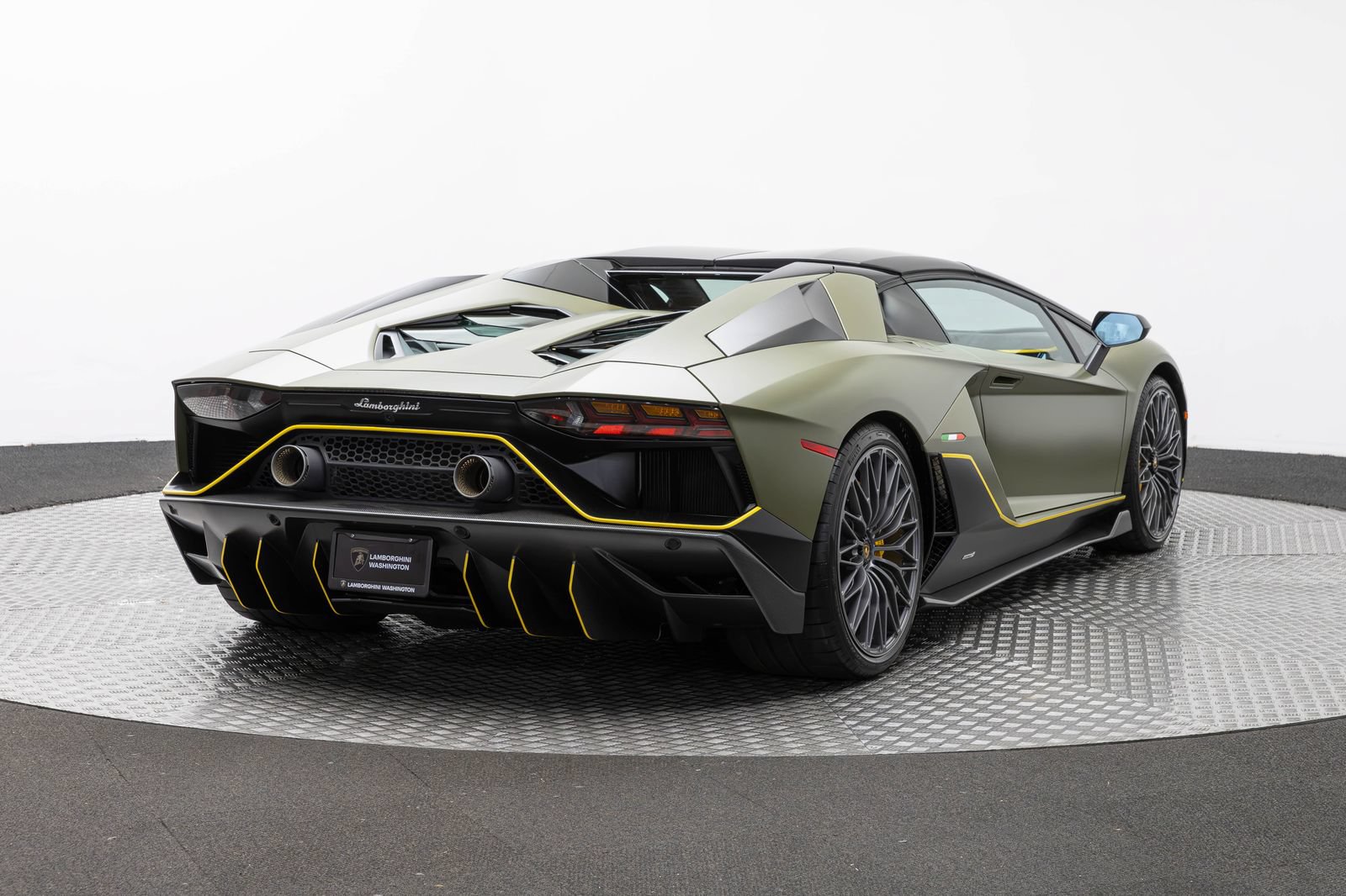 Used 2022 Lamborghini Aventador LP 780-4 Ultimae AWD/4WD image 4
