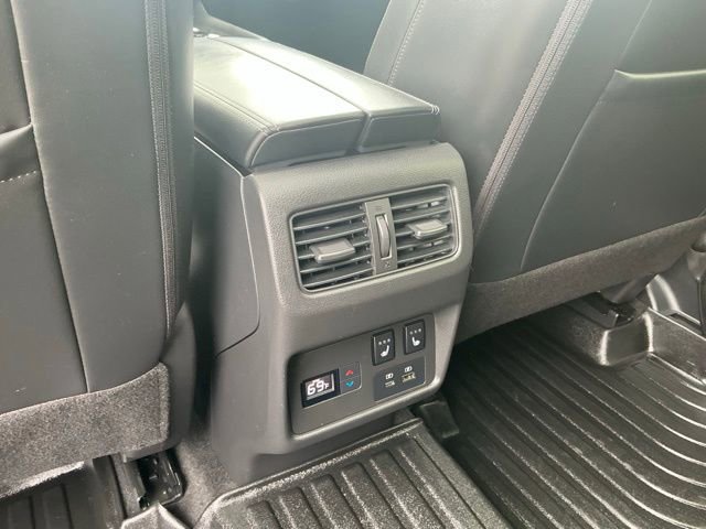 Used 2023 Nissan Rogue Platinum w/ Platinum Premium Package image 36