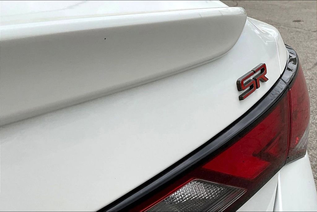 Used 2025 Nissan Sentra SR image 32