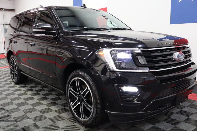 Used 2020 Ford Expedition Limited w/ Equipment Group 303A AWD/4WD image 24