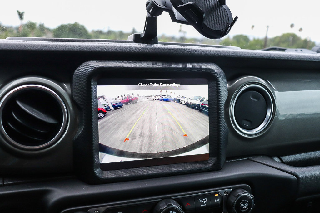 Used 2023 Jeep Wrangler Unlimited Sahara AWD/4WD image 27