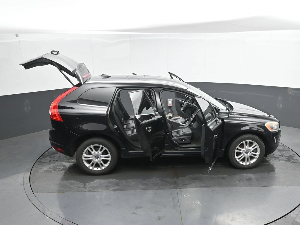Used 2015 Volvo XC60 T5 AWD/4WD image 39
