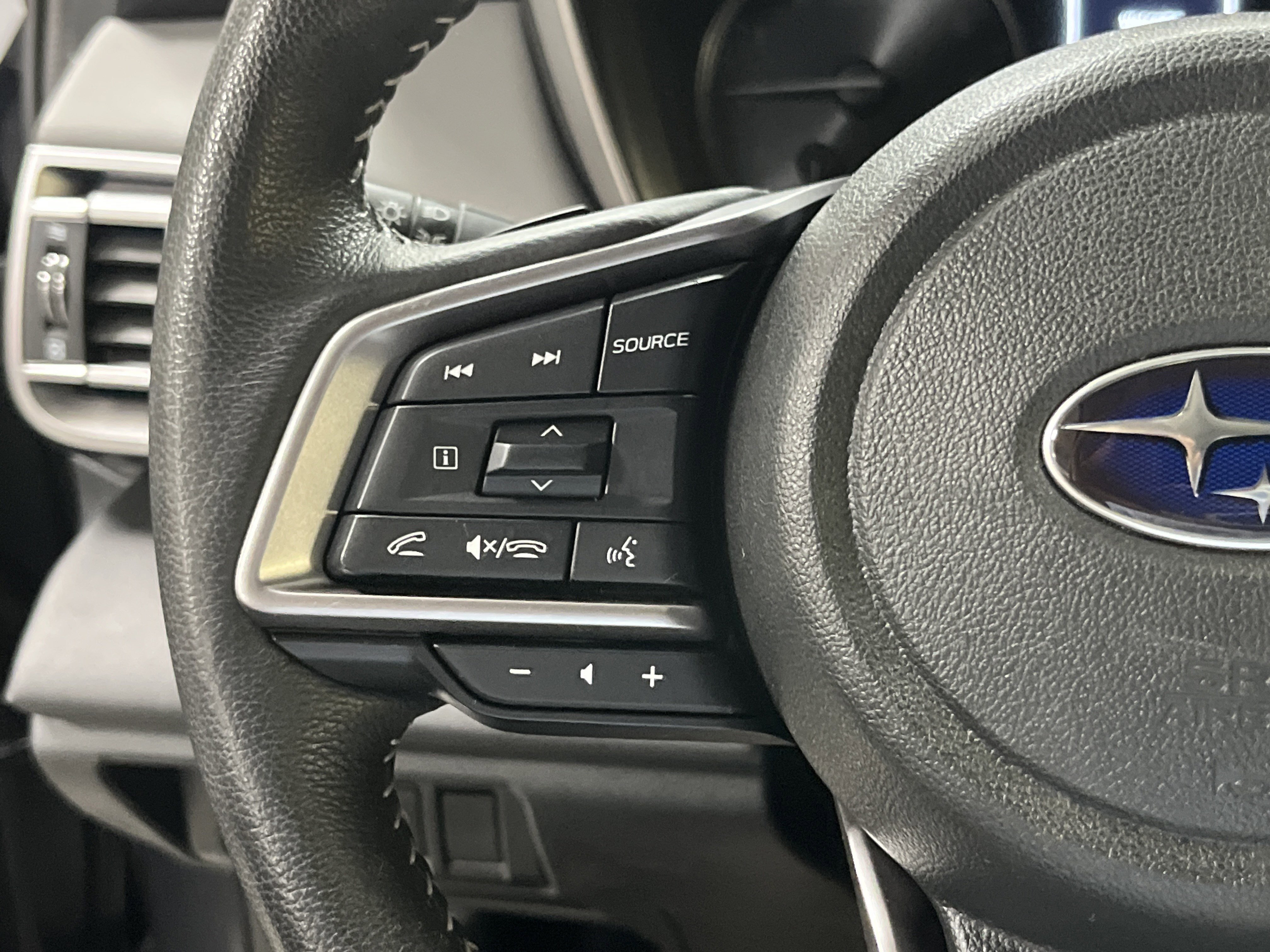 Used 2024 Subaru Outback Limited XT w/ Popular Package #2 AWD/4WD image 19