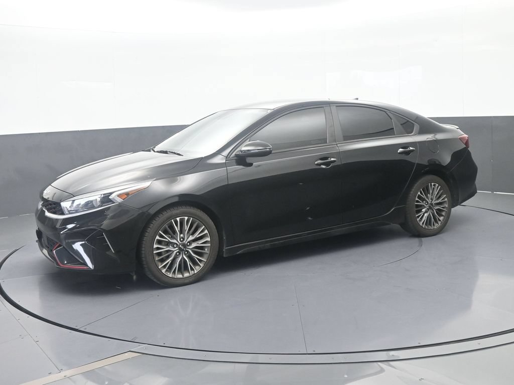 Used 2023 Kia Forte GT-Line w/ GT-Line Technology Package FWD image 2