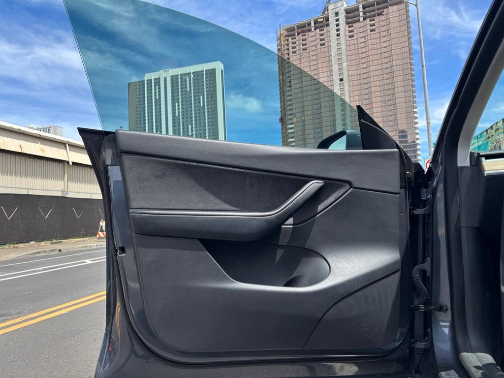 Used 2021 Tesla Model Y 2WD image 14
