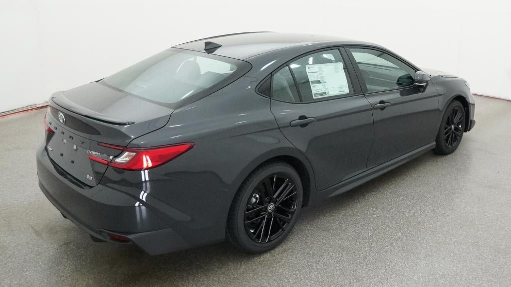 New 2026 Toyota Camry SE FWD image 9