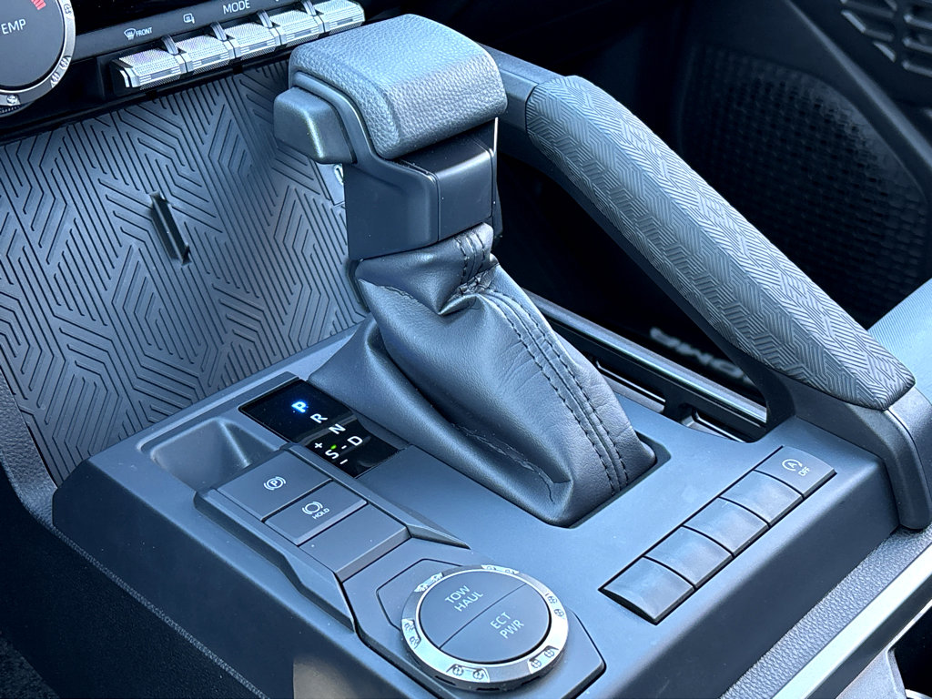 Used 2025 Toyota Tacoma SR5 image 19