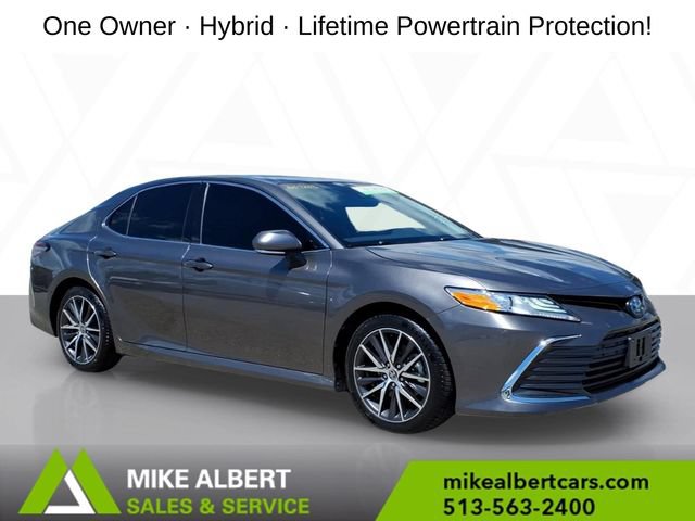 Used 2023 Toyota Camry XLE FWD image 1