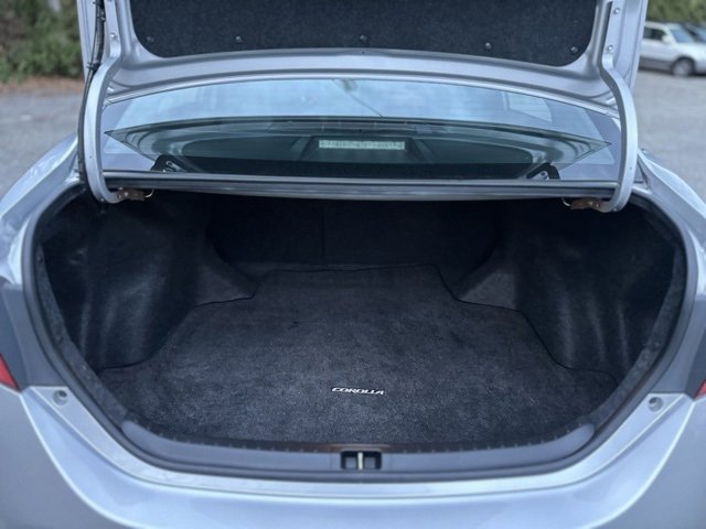 Used 2018 Toyota Corolla SE image 19