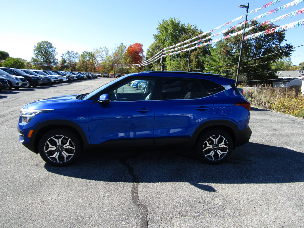 Used 2021 Kia Seltos EX image 4