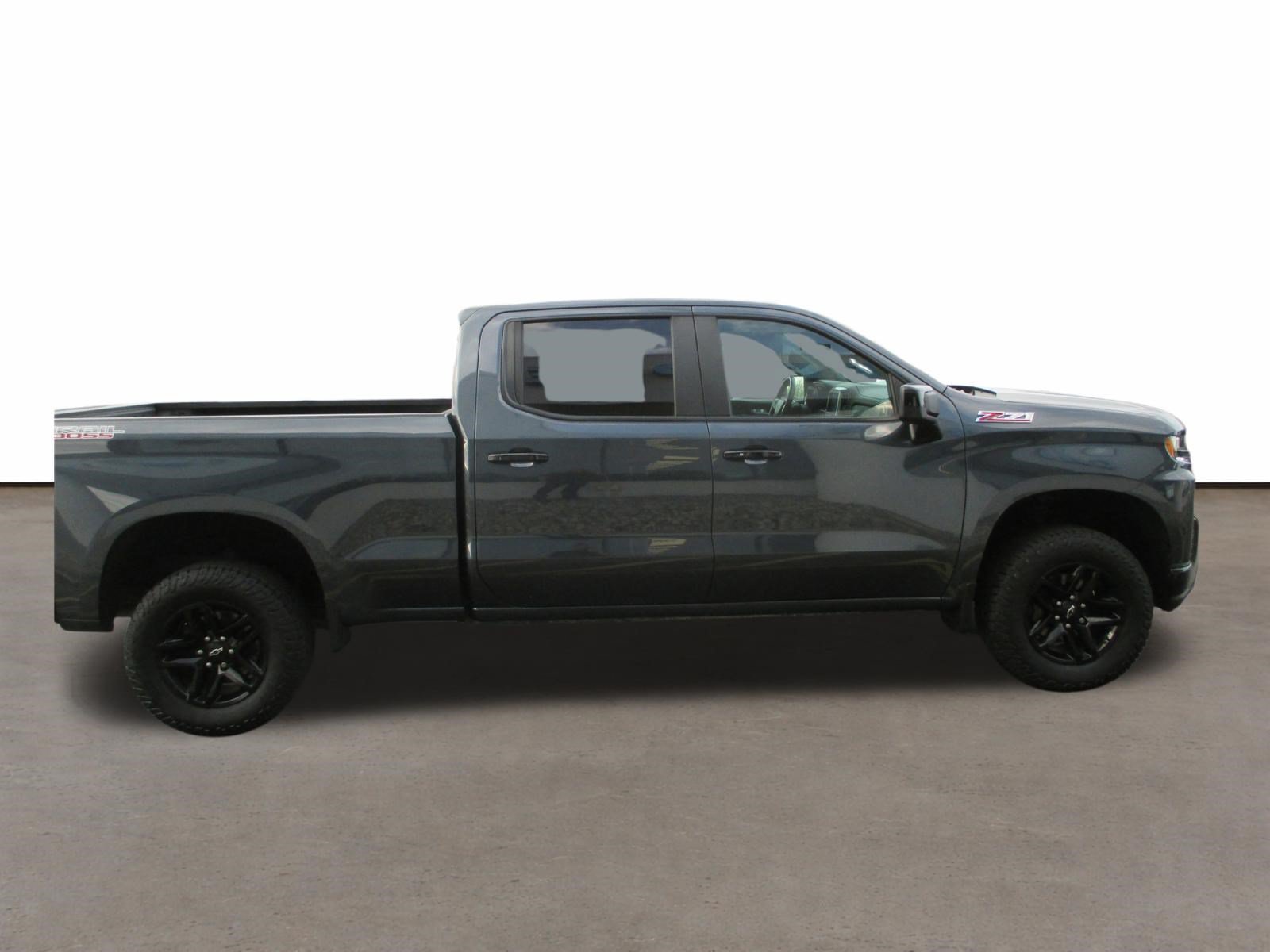 Used 2021 Chevrolet Silverado 1500 LT Trail Boss w/ Bed Protection Package AWD/4WD image 6