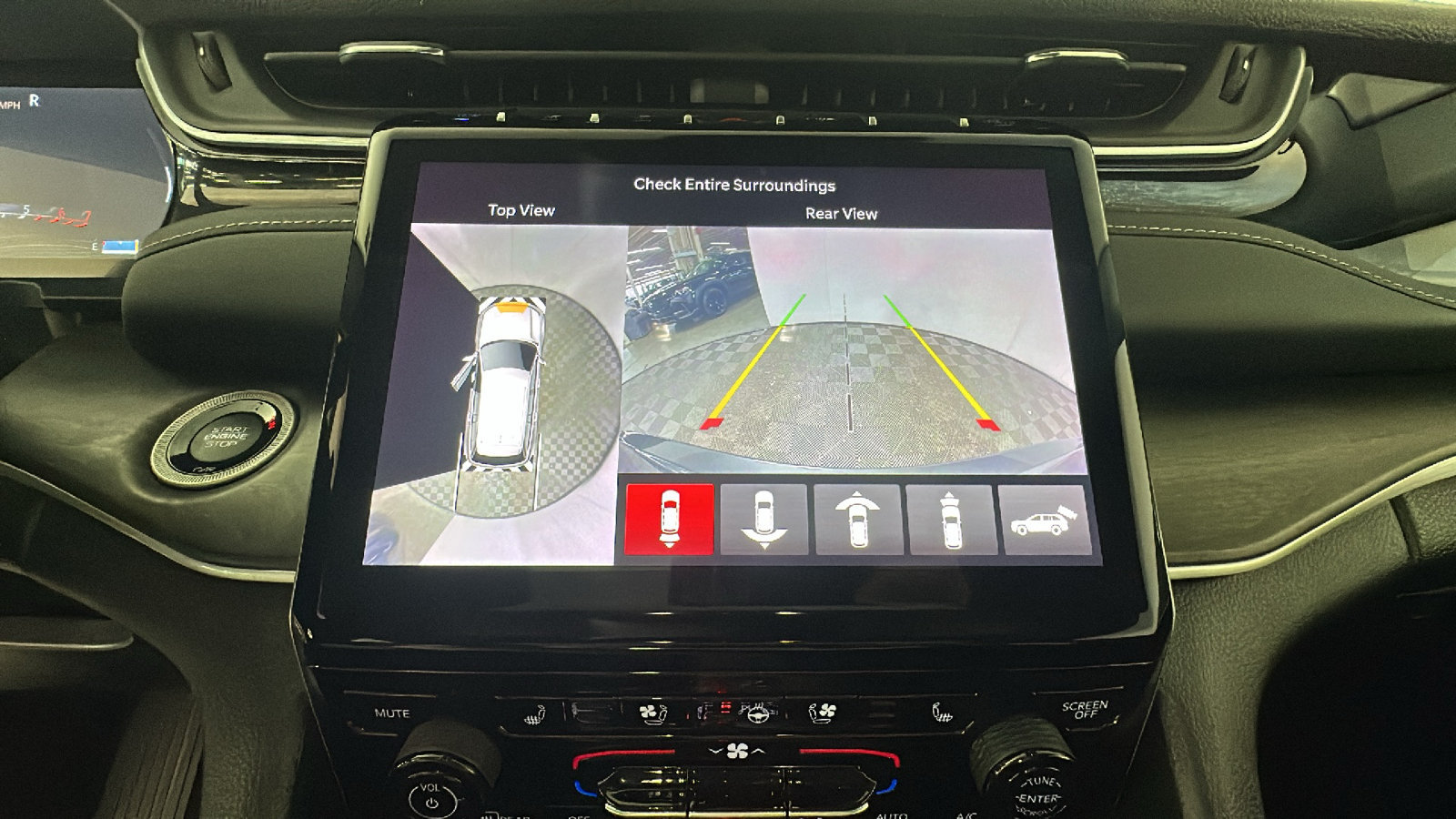 Used 2023 Jeep Grand Cherokee 4WD 4xe w/ Luxury Tech Group II image 29