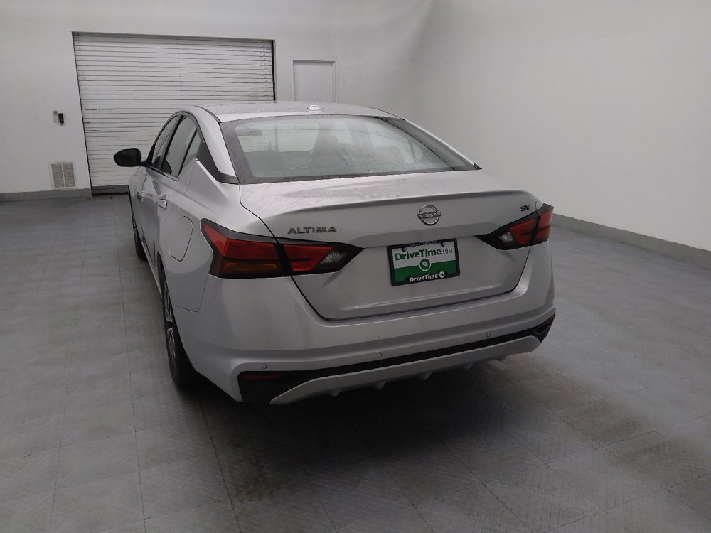 Used 2024 Nissan Altima 2.5 SV image 6