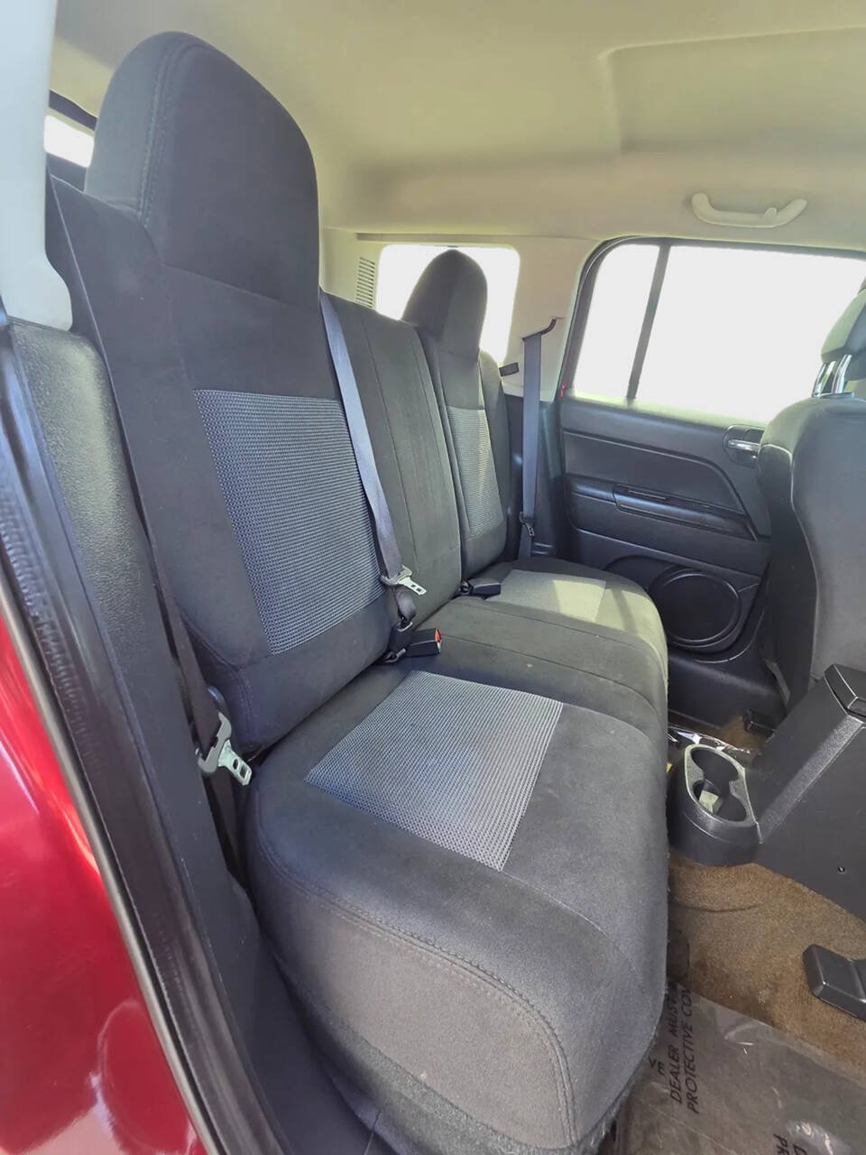 Used 2017 Jeep Patriot Latitude FWD image 13