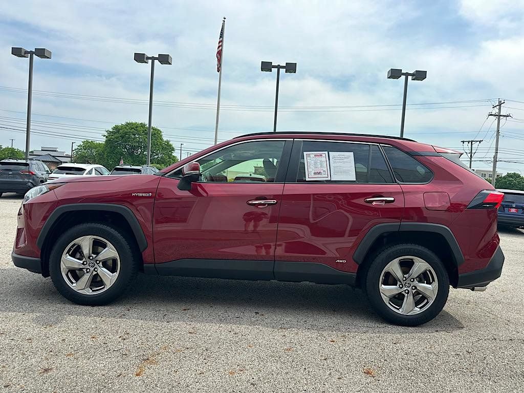 Certified 2019 Toyota RAV4 Limited AWD/4WD image 2
