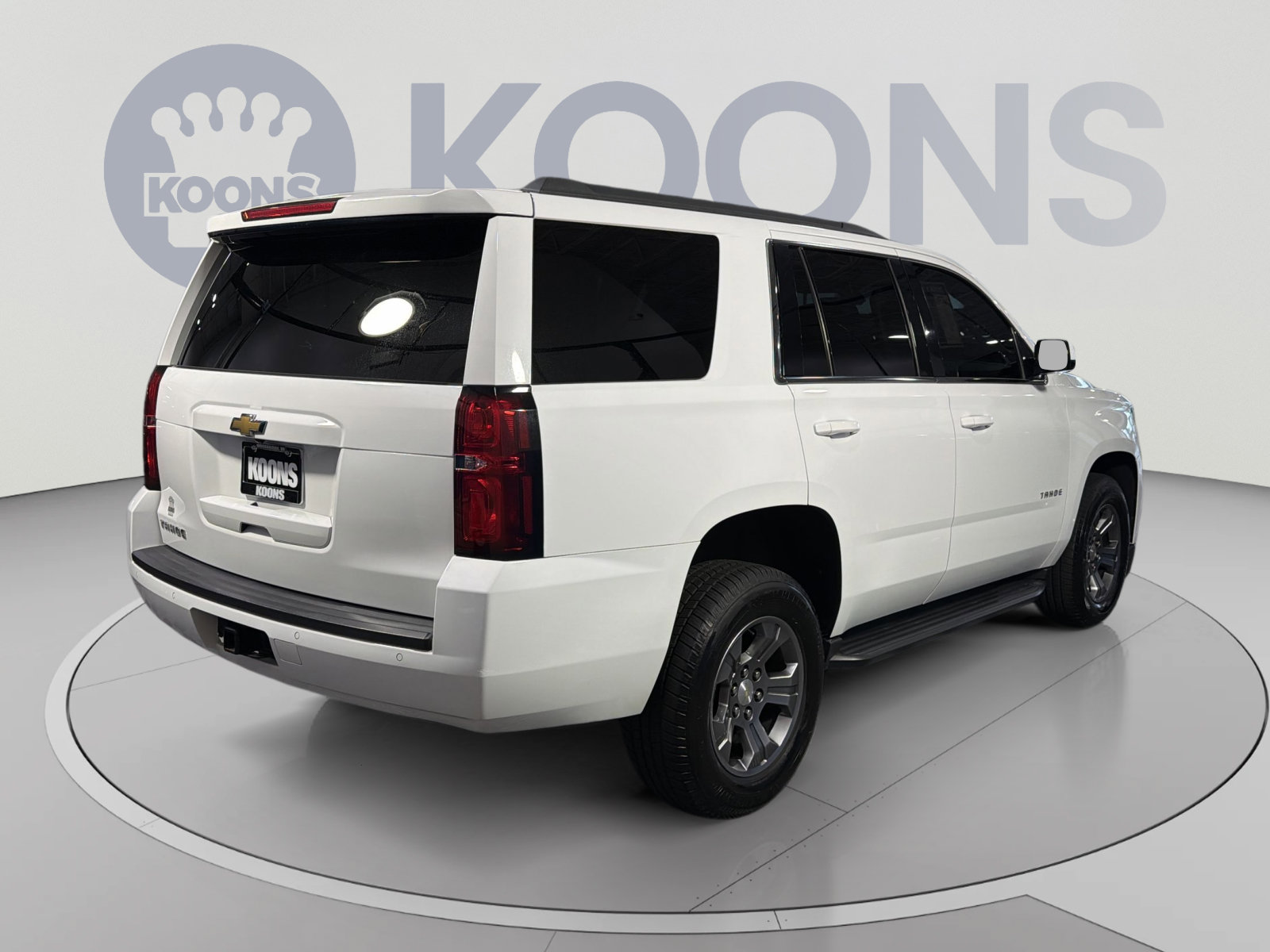 Used 2018 Chevrolet Tahoe LS AWD/4WD image 16