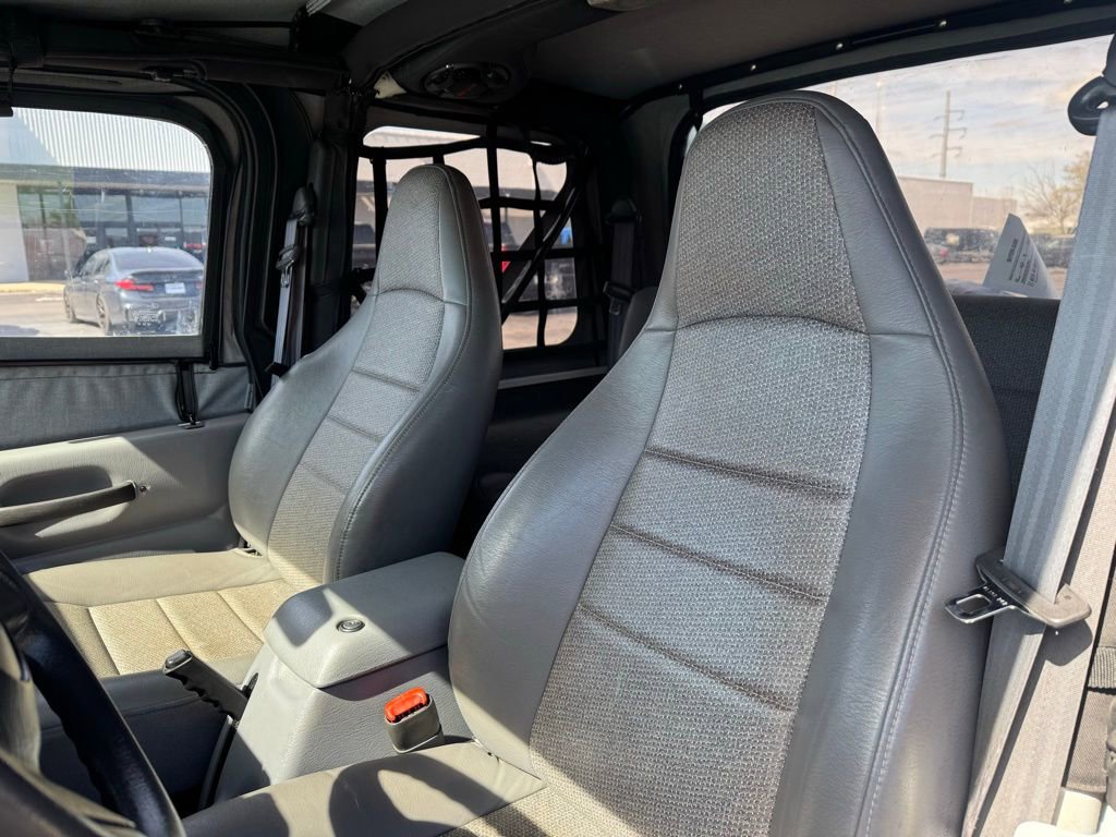 Used 1998 Jeep Wrangler Sport image 25