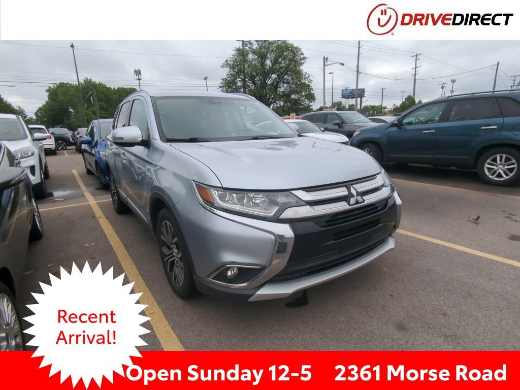 Used 2016 Mitsubishi Outlander GT AWD/4WD image 1