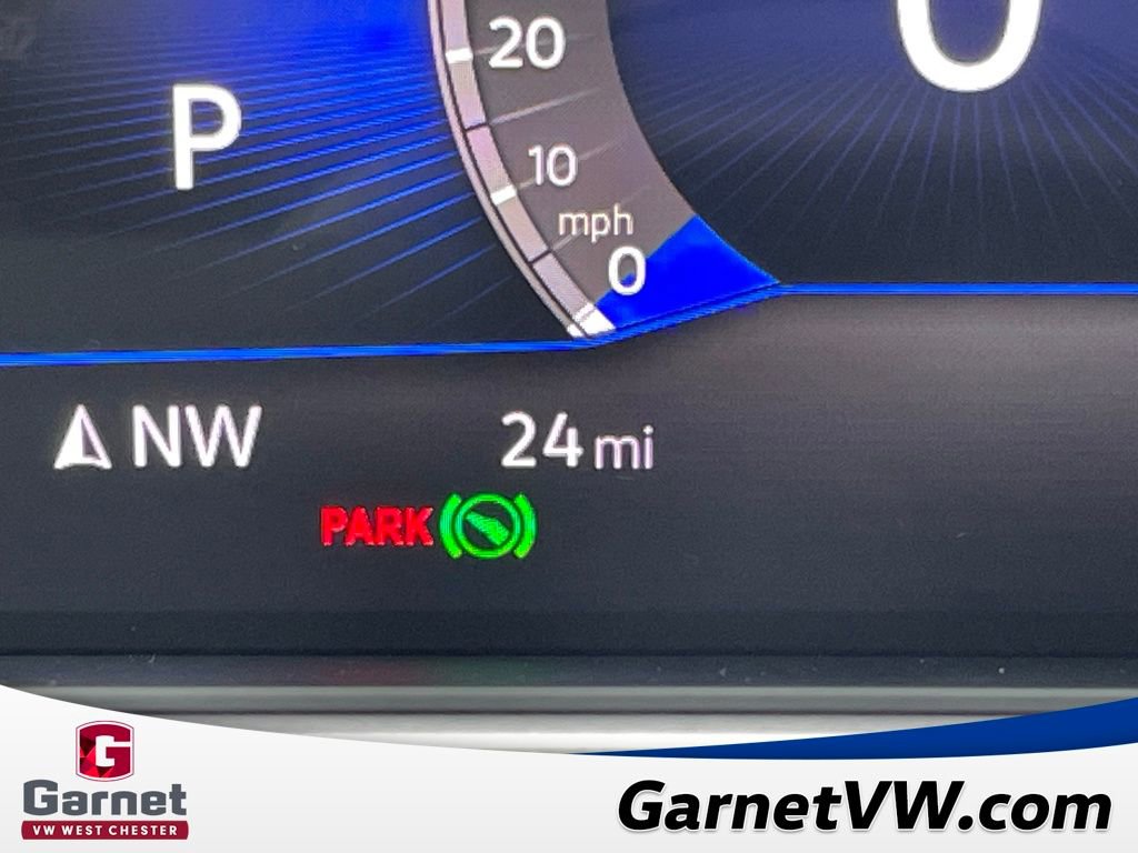 New 2026 Volkswagen Taos SE image 16