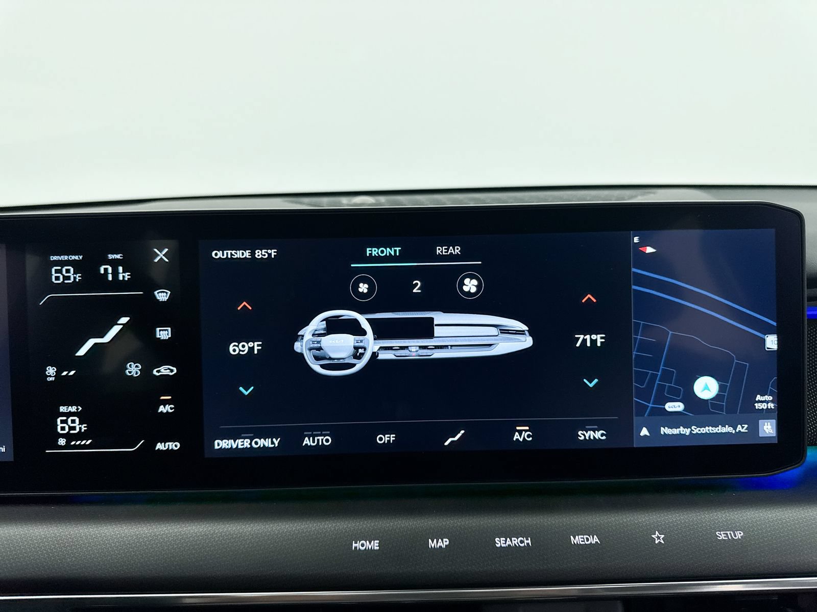 Certified 2024 Kia EV9 GT-Line AWD/4WD image 28