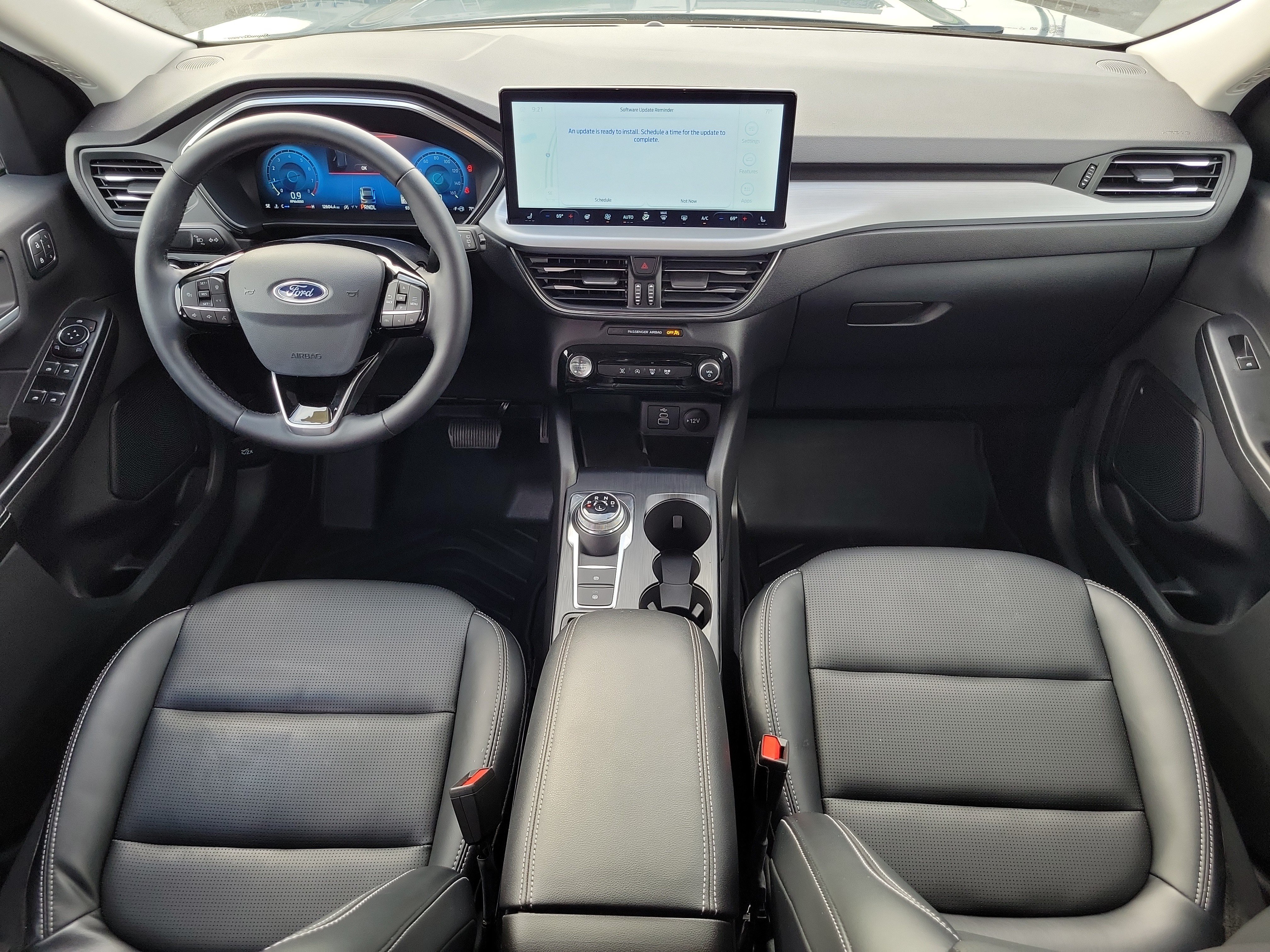 Used 2025 Ford Escape Platinum AWD/4WD image 16