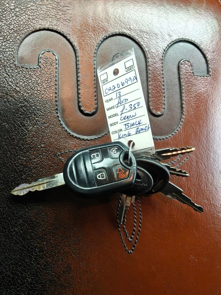 Used 2013 Ford F350 King Ranch image 15