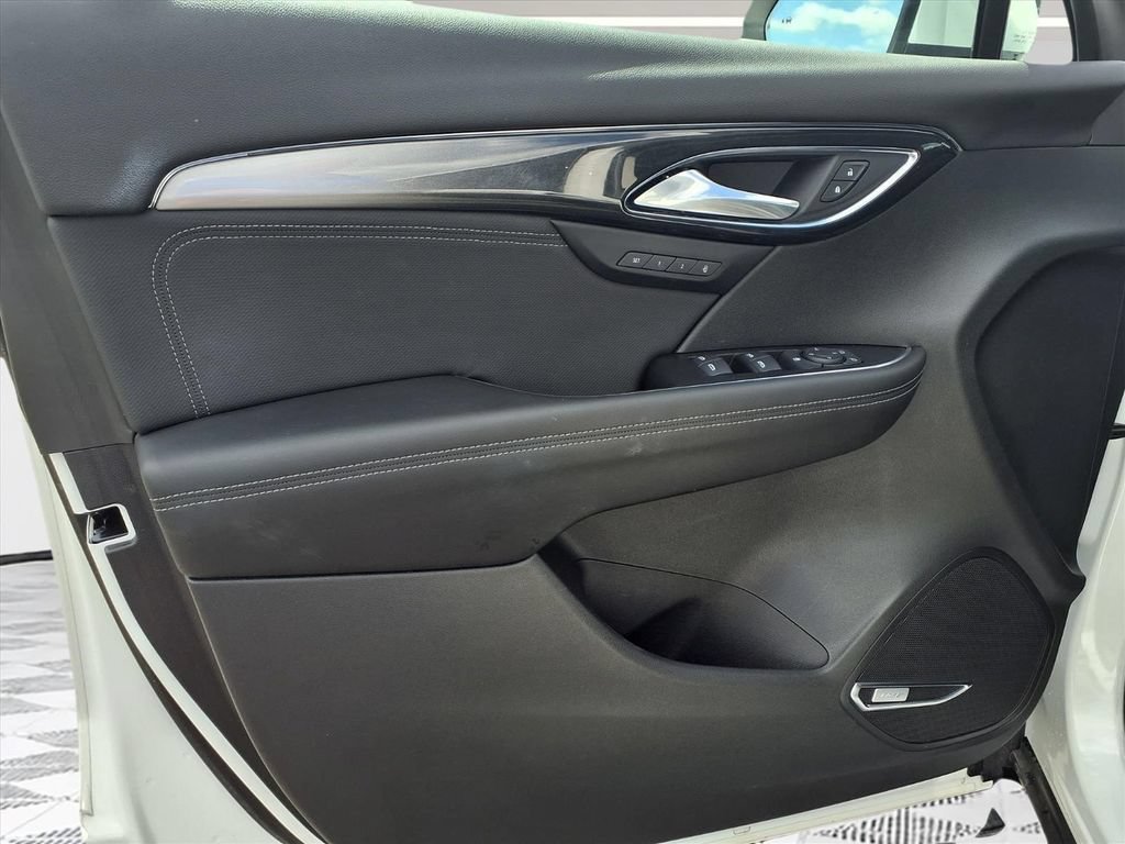Certified 2025 Buick Envision Preferred AWD/4WD image 13