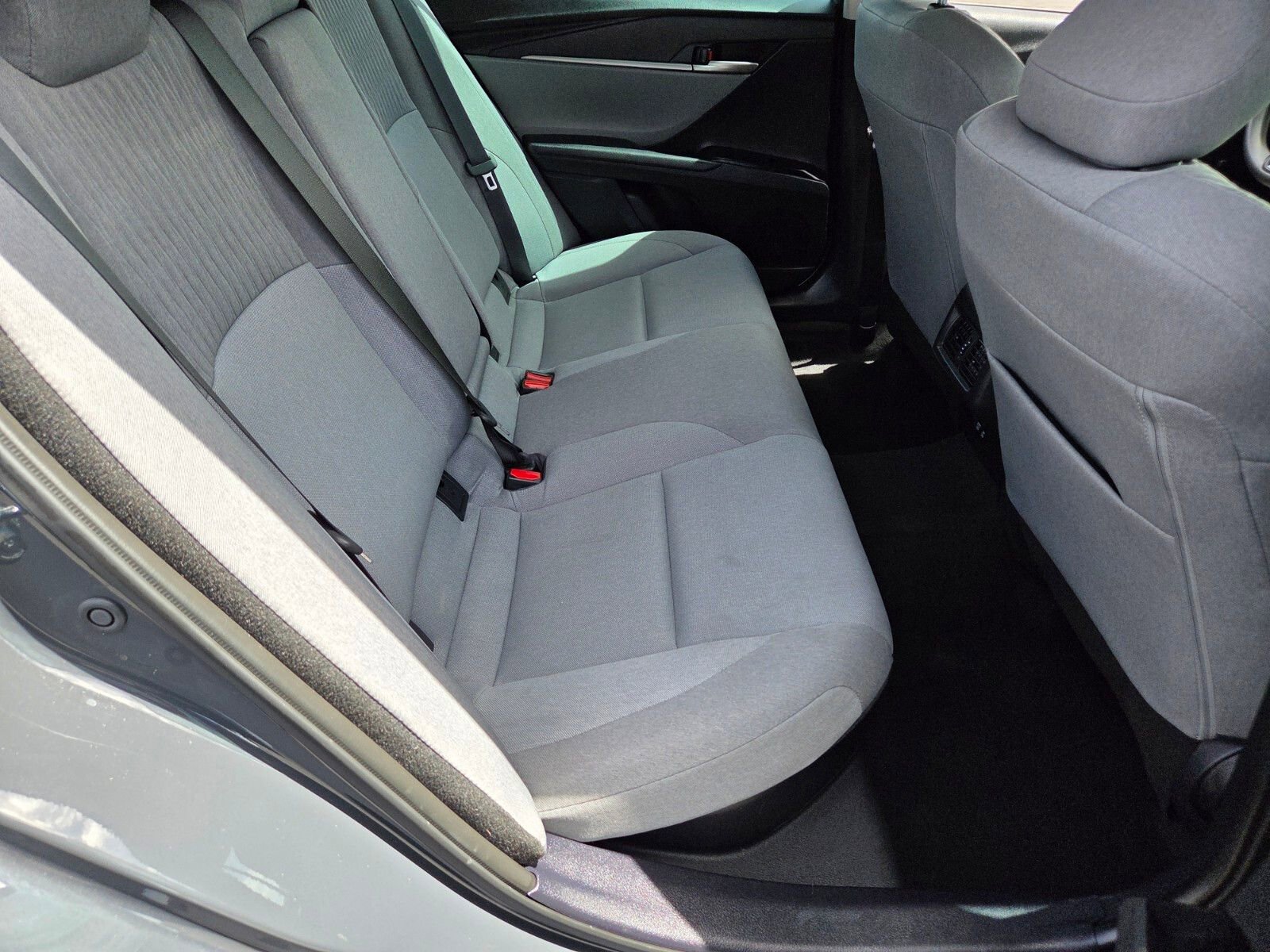 Used 2025 Toyota Camry LE FWD image 21