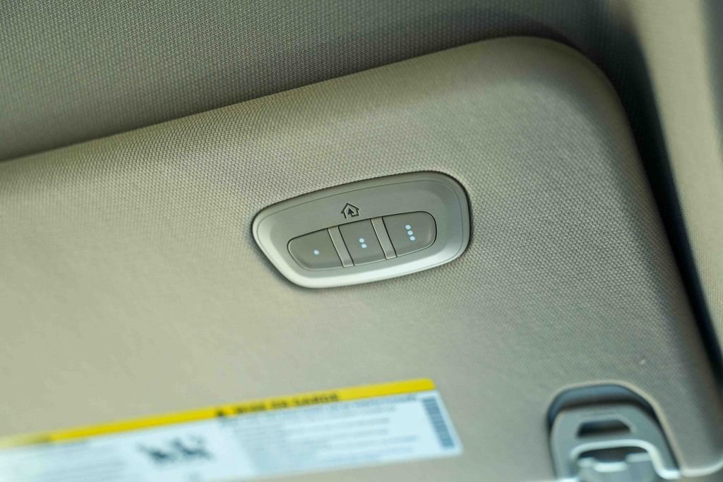 Used 2021 RAM 1500 Laramie AWD/4WD image 39