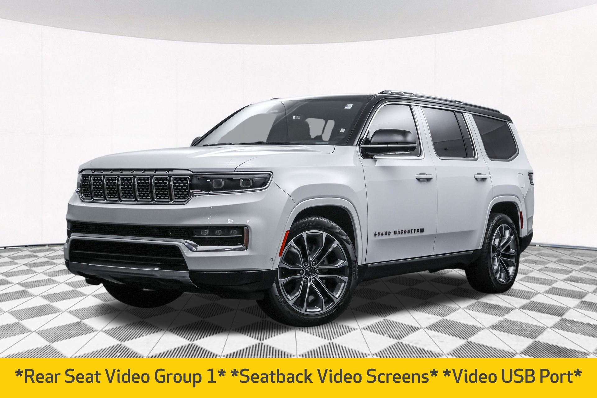Used 2024 Jeep Grand Wagoneer Series III w/ Rear Seat Video Group 1 AWD/4WD image 2