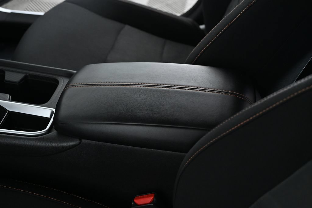 Certified 2023 Nissan Sentra SR w/ Electronics Package FWD image 24