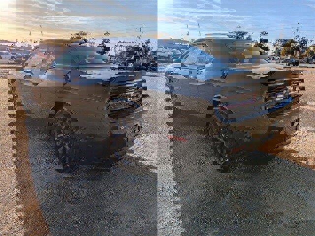 Used 2022 Dodge Challenger R/T w/ Plus Package image 6