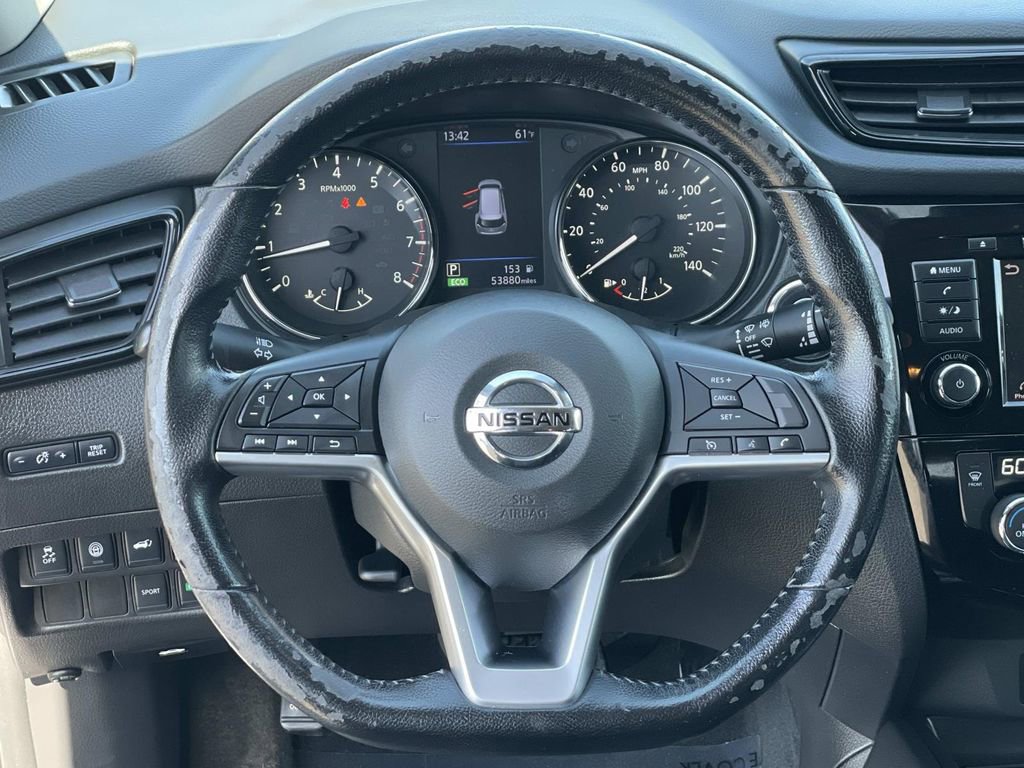 Used 2020 Nissan Rogue SV FWD image 18